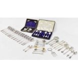 A small quantity of plated items including spoons, tongs, etc, also a cased set of six spoons and