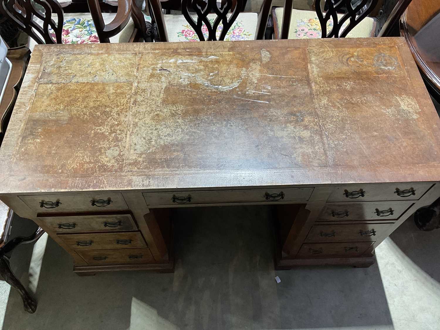 A late 19th/early 20th century burr walnut veneered crossbanded and featherbanded nine drawer - Image 3 of 5