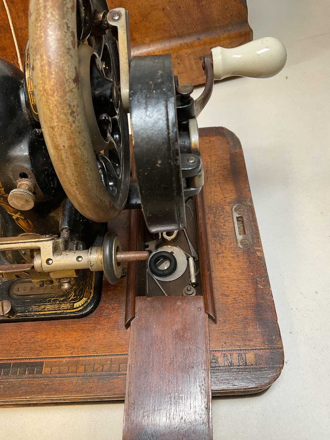 A walnut cased sewing machine, - Image 3 of 4