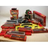 A large quantity of Hornby items