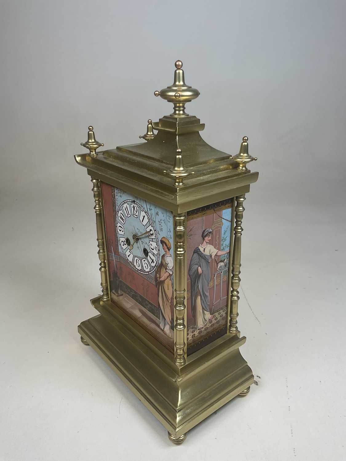 A good quality late 19th century French gilt metal and porcelain mounted eight day mantel clock, the - Image 5 of 6