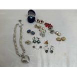 A small group of costume jewellery including a 9ct yellow gold dress ring, approx. 5.3g, also
