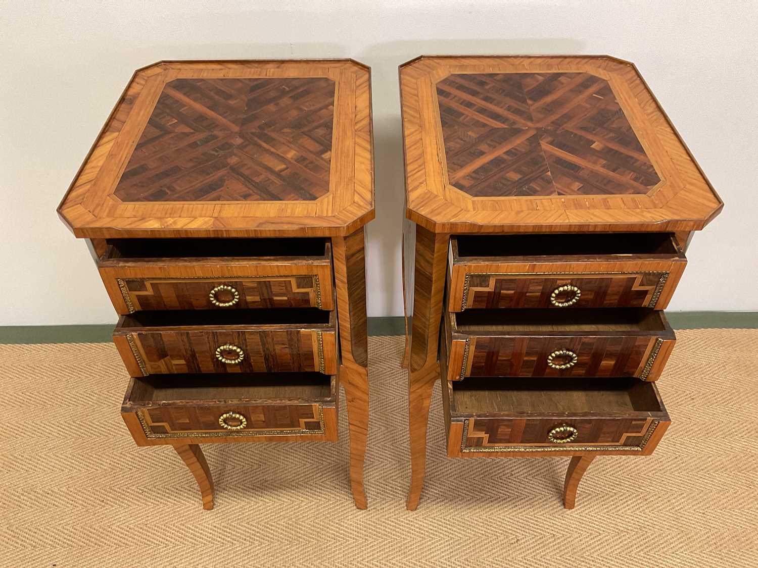 A pair of 18th century and later French tulipwood, rosewood and parquetry tables en chiffonnière, - Image 4 of 5