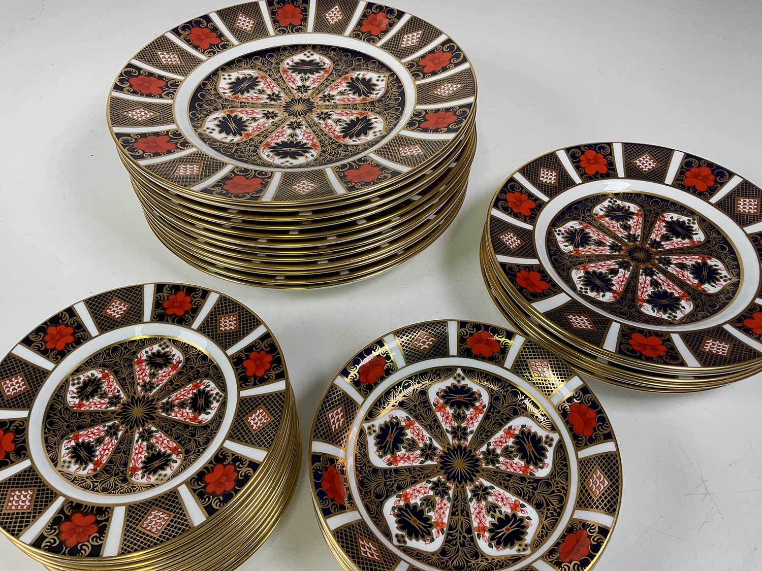 Royal Crown Derby quantity of plates and bowls comprising twelve plates, diameter 27cm; six - Image 2 of 3