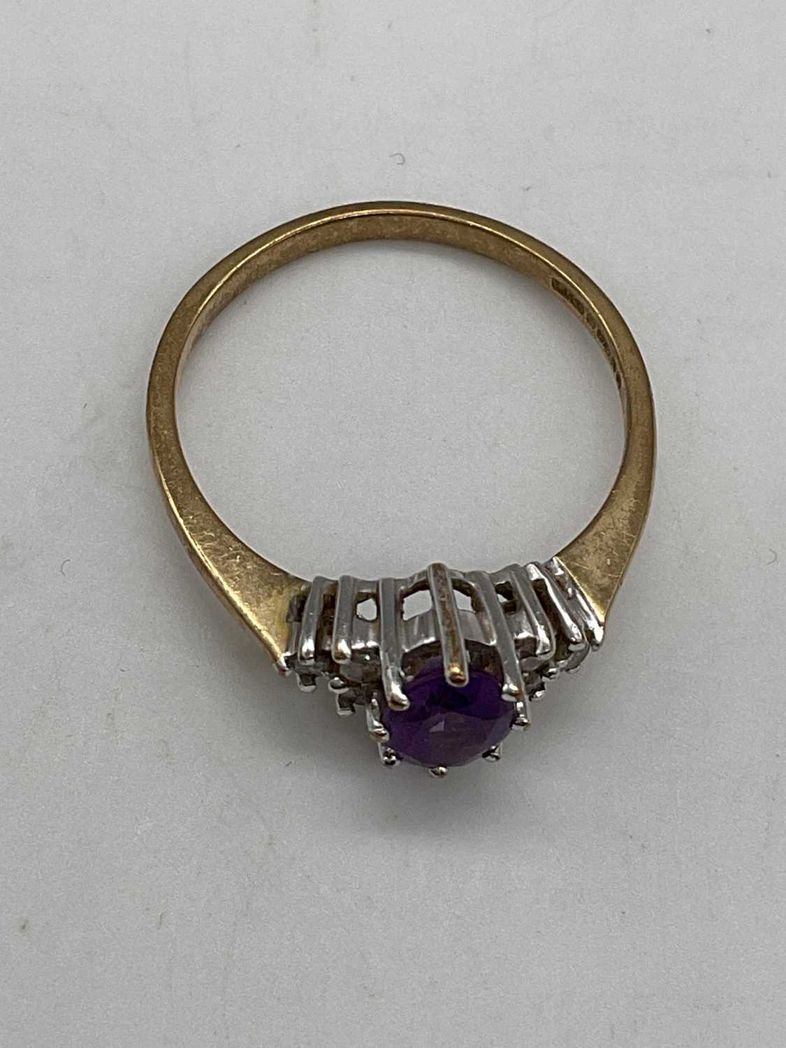 A 9ct yellow gold pale amethyst dress ring, size Q, approx. 2.3g. - Image 2 of 3