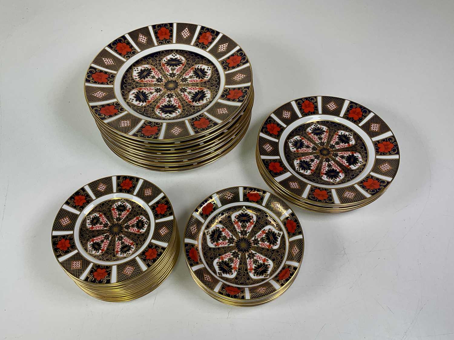 Royal Crown Derby quantity of plates and bowls comprising twelve plates, diameter 27cm; six