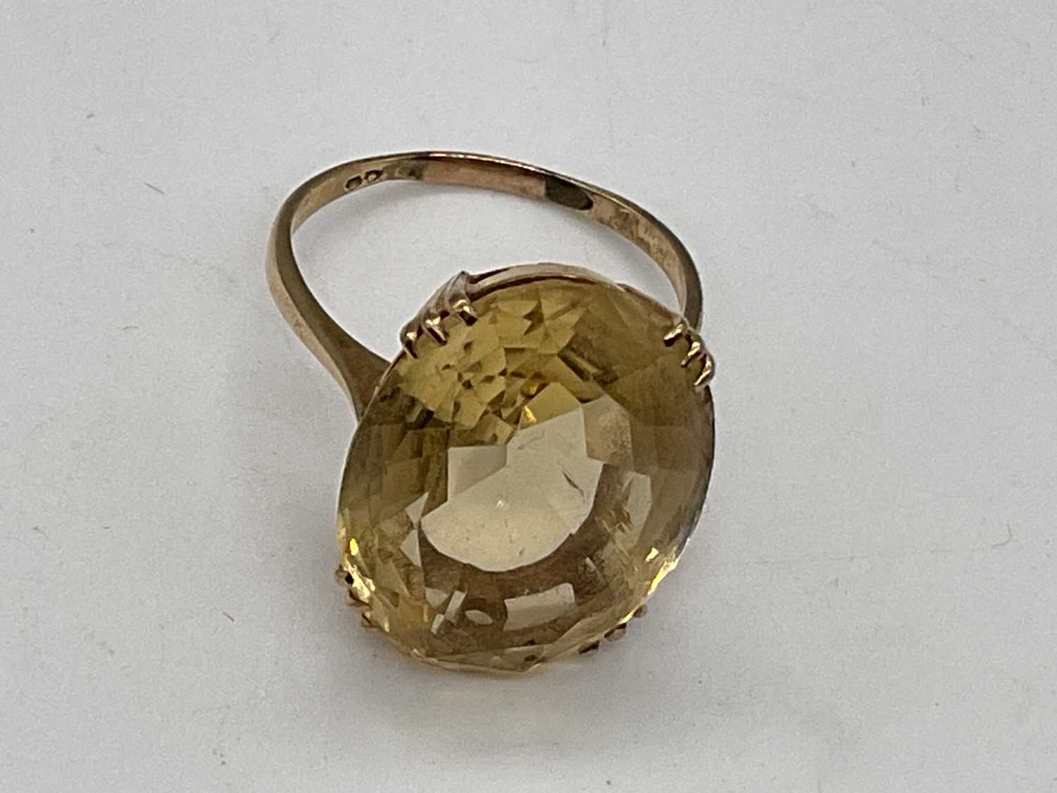 A 9ct yellow gold citrine dress ring, size L, approx. 4.28g. - Image 3 of 5