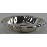A German 835 grade silver bowl, diameter 22.5cm, approx. 5.7ozt/180g.