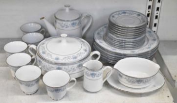 NORITAKE; a part tea and dinner service comprising teapot, six tea cups, milk jug, tureen, six