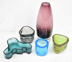 A group of Finnish Art Glass, to include a tall red Riihimäki vase, three small Iittala Art Glass