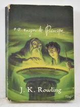 J K ROWLING; Harry Potter e o Enigma do Principe, Brazillian edition bearing various signatures to