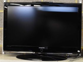 A Samsung 37'' flatscreen television.