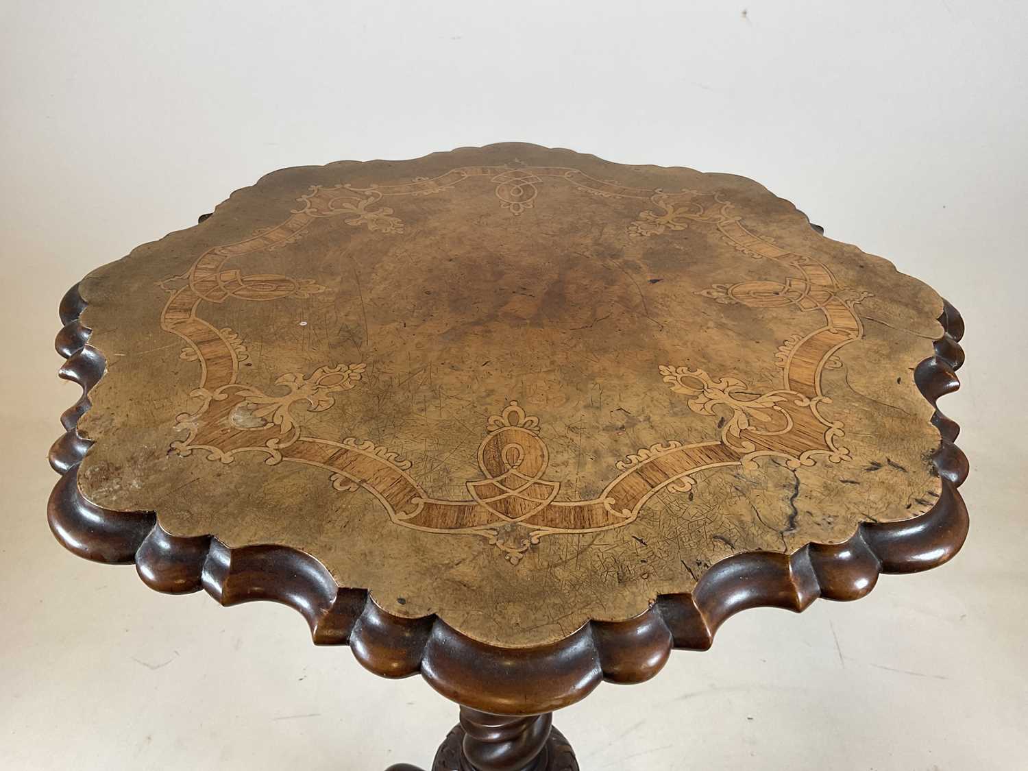 A Victorian walnut barley twist occasional table with a circular top and curved tripod base 73cm h x - Image 2 of 6