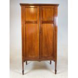 An Edwardian mahogany and string inlaid music cabinet 114cm h x 64cm w x 44cm d