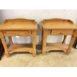 A pair of antique pine bedside cabinets/tables with single drawer