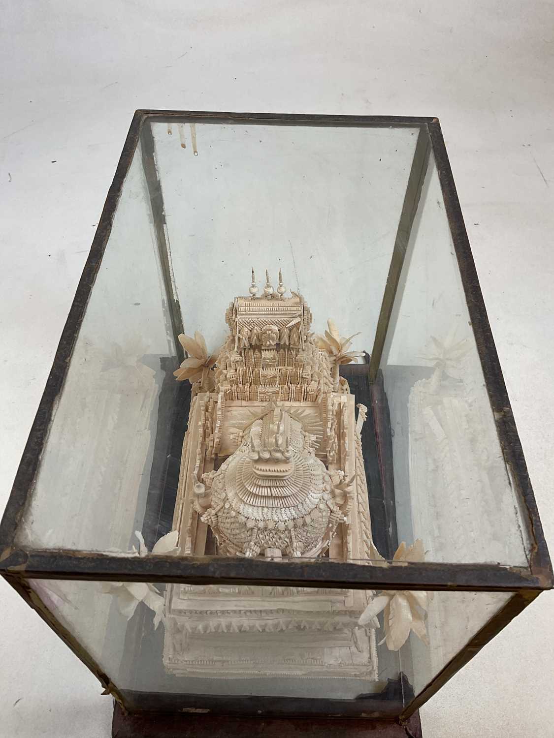 A very unusual model of an unknown palace constructed from matchsticks, believed to be a WWI - Image 6 of 7