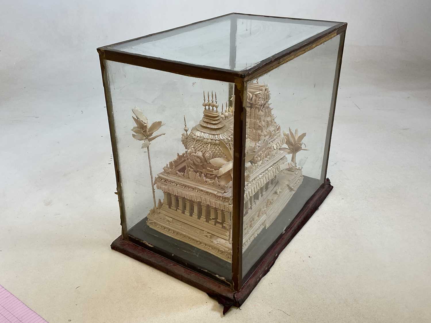 A very unusual model of an unknown palace constructed from matchsticks, believed to be a WWI - Image 5 of 7