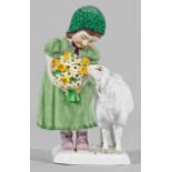 Jugendstil-Figur "Mädchen mit Schaf"