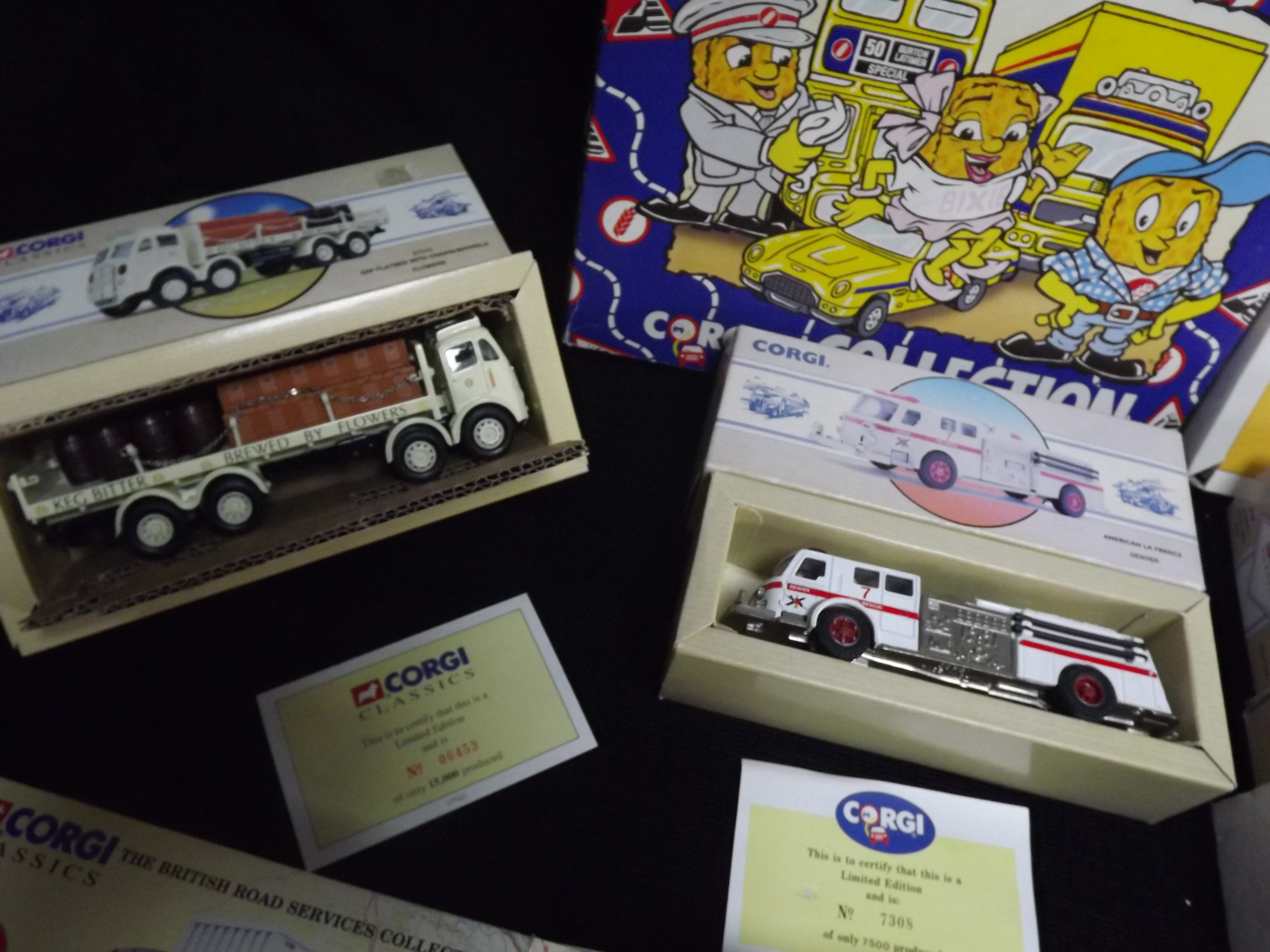Corgi Commercial Collection. Weetabix Special Addition 1989 Triple Pack, 56001 Mobile Road Show - Image 6 of 6