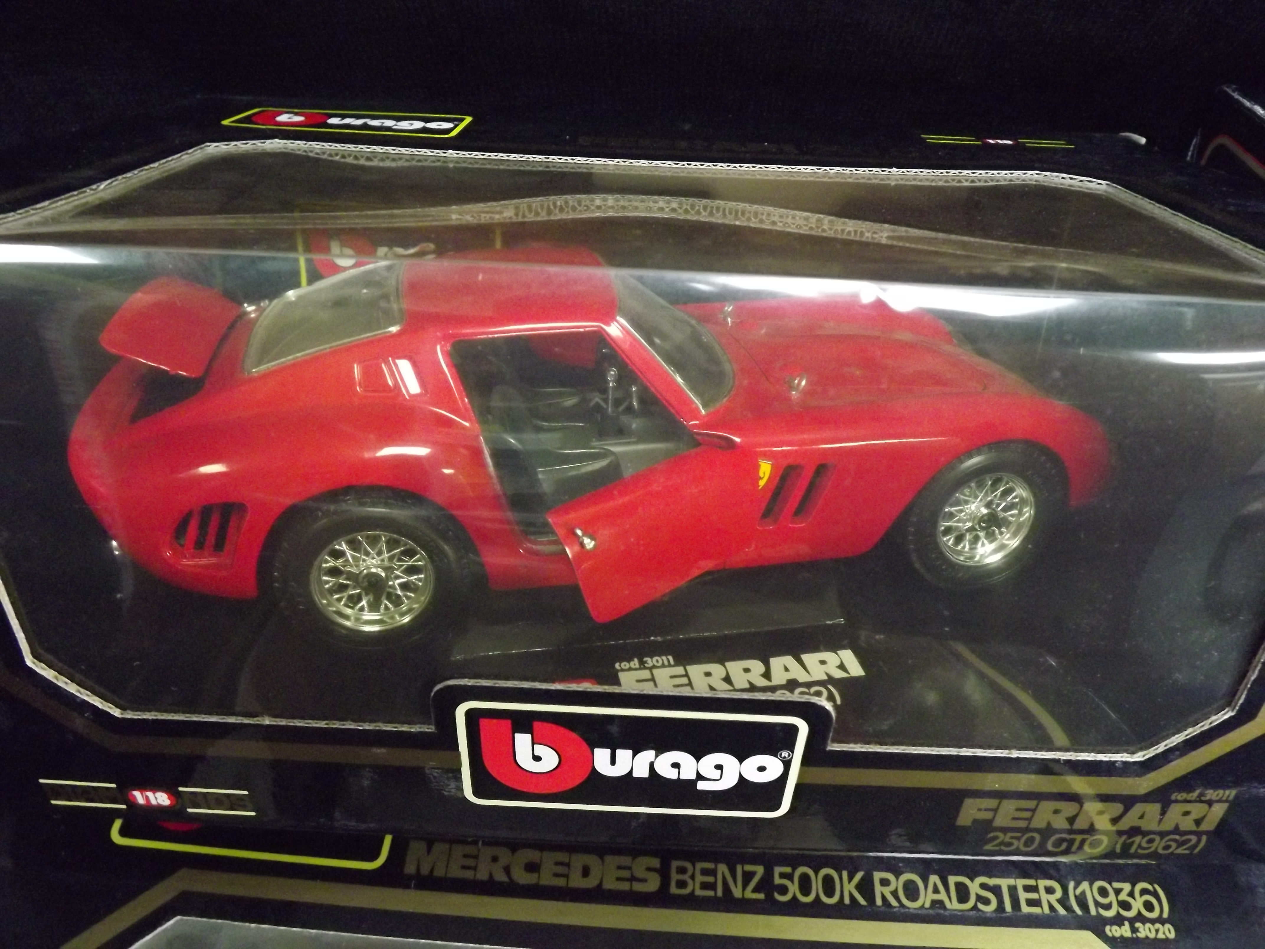 4 x 1:18 Scale Model Cars. 2 x Burago - 3011 Ferrari 250 GTO (1962), 3020 Mercedes Benz 500K - Image 2 of 5