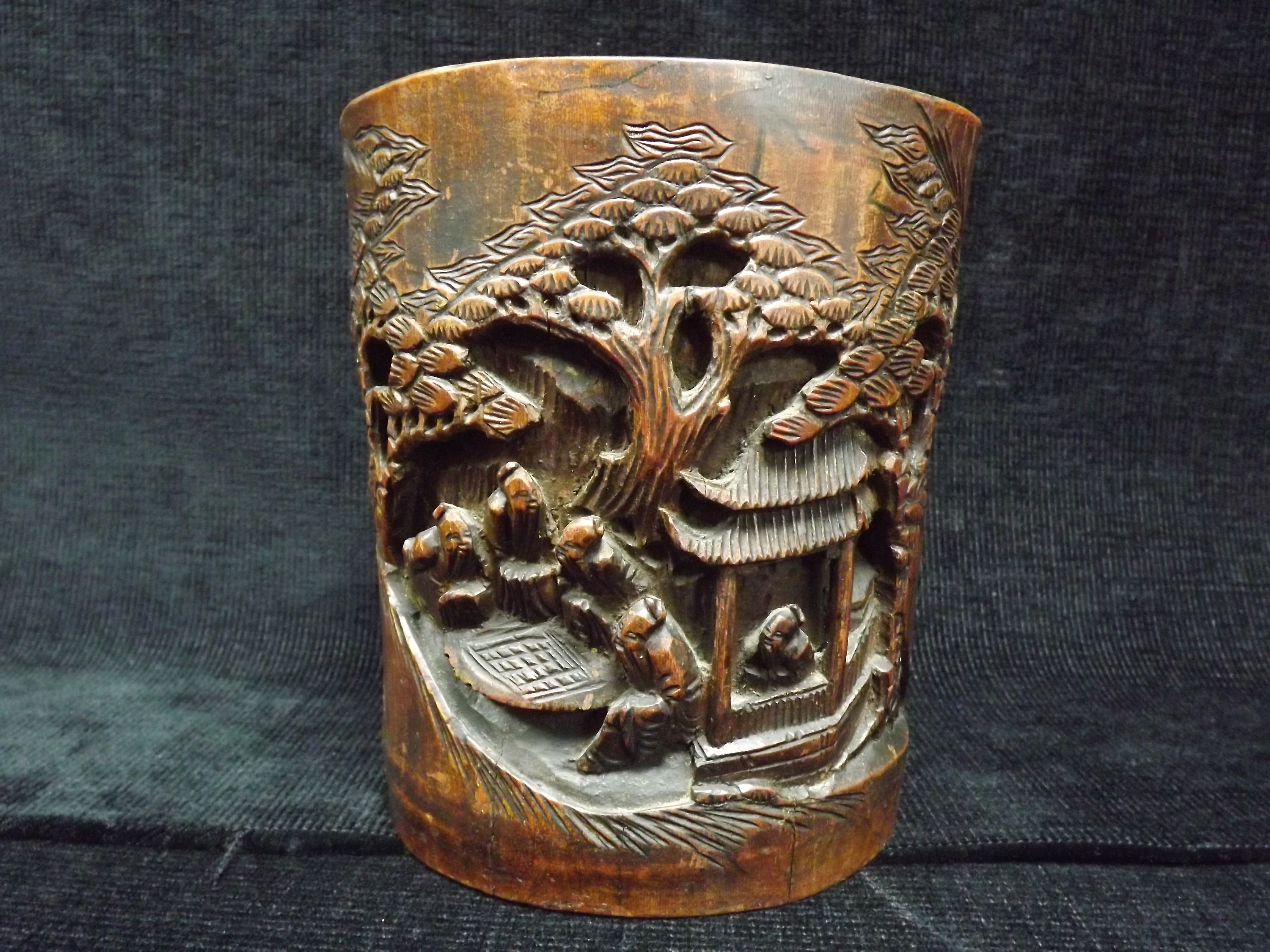 Chinese Carved Bamboo Bitong Brushpot. c19th Century. Shou Lao 中国雕刻竹制笔筒 - Image 2 of 15