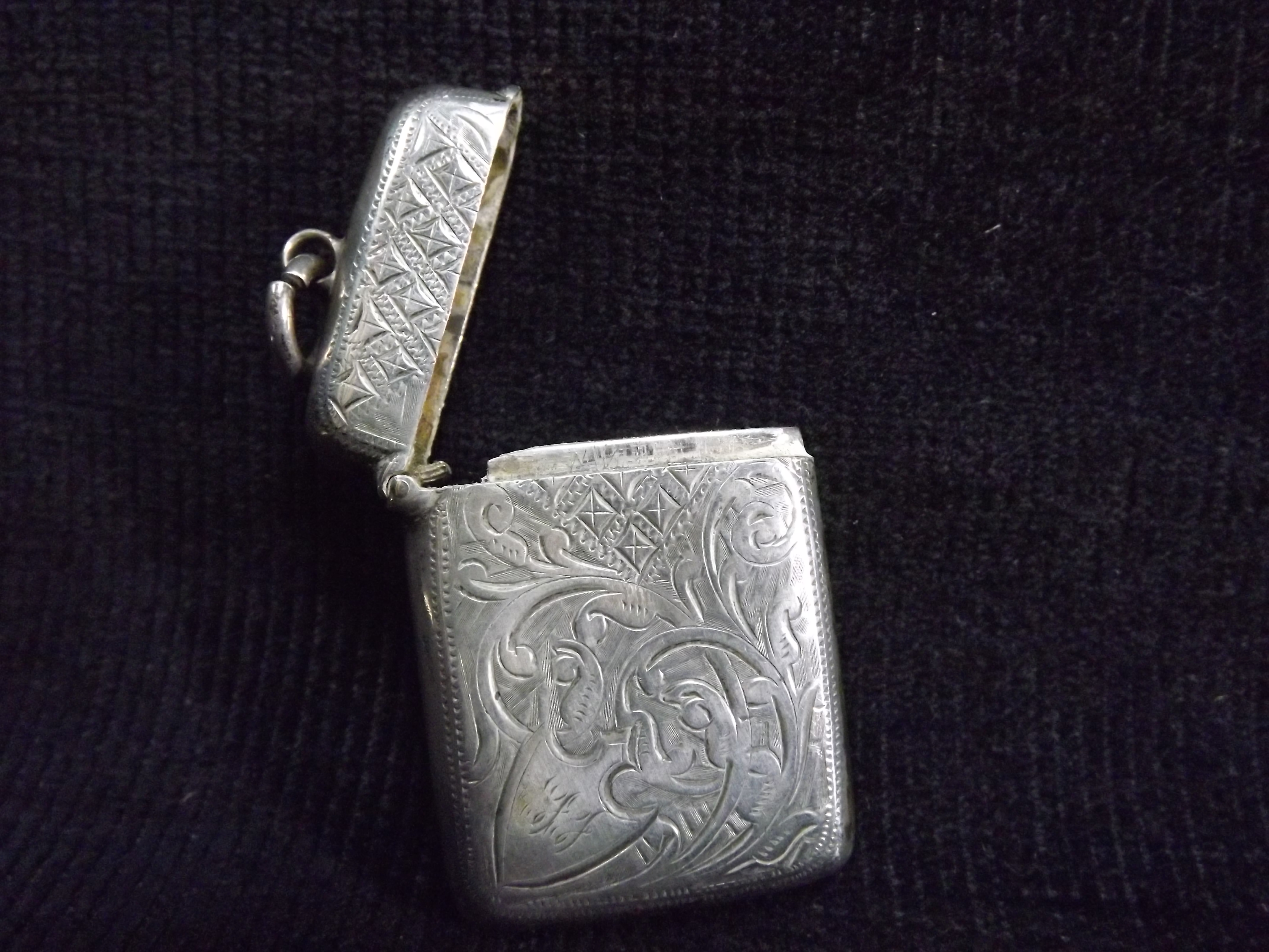 3 x Sterling Silver Smoking Cases. 2 x Vesta or Match Holders and a Cigarette Case. Maker on - Image 6 of 9
