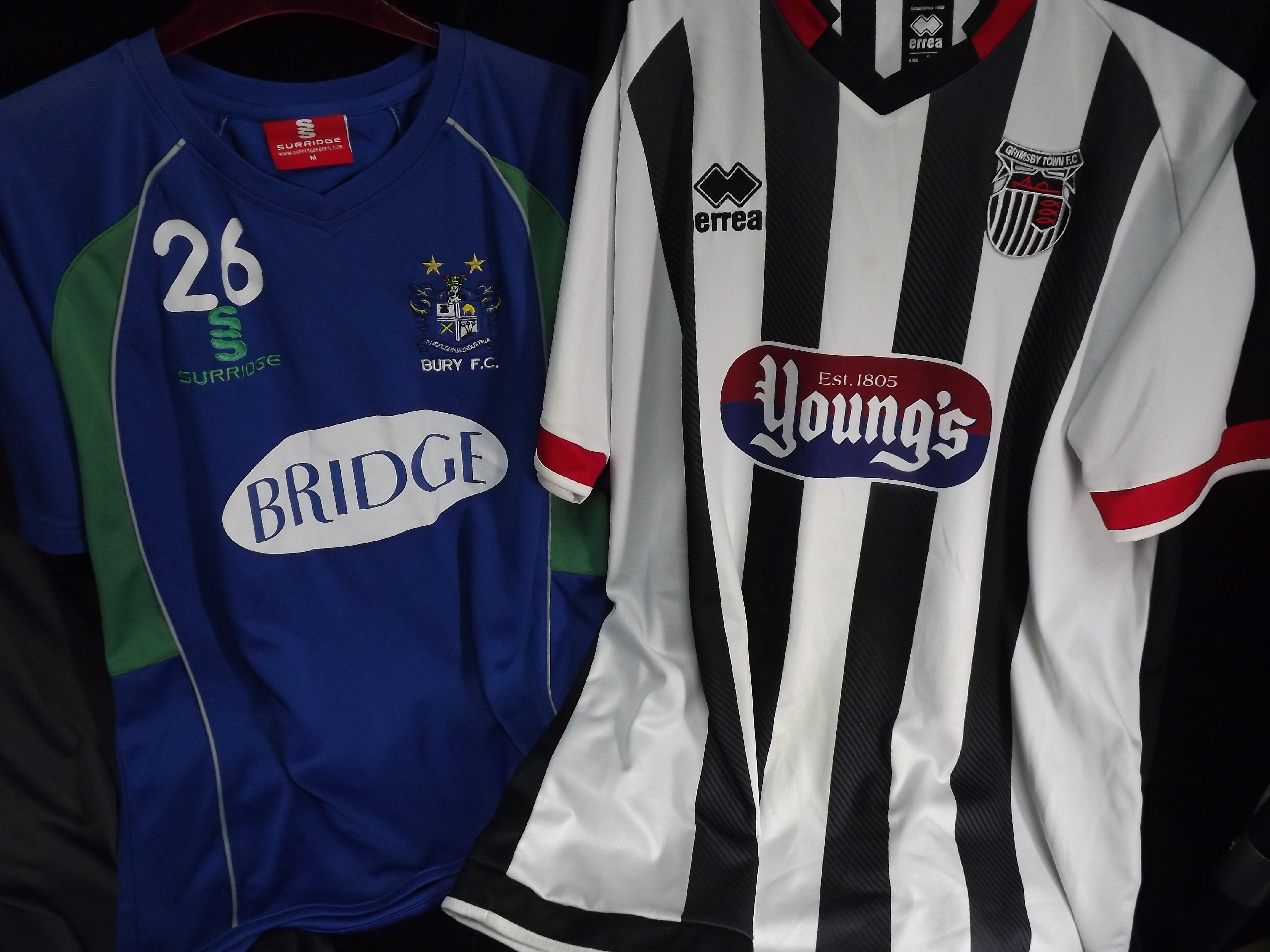 6 x English Football Shirts. Bury Surridge Bridge Blue Green No.26 Shirt(Wear, reverse blank, M), - Image 2 of 7