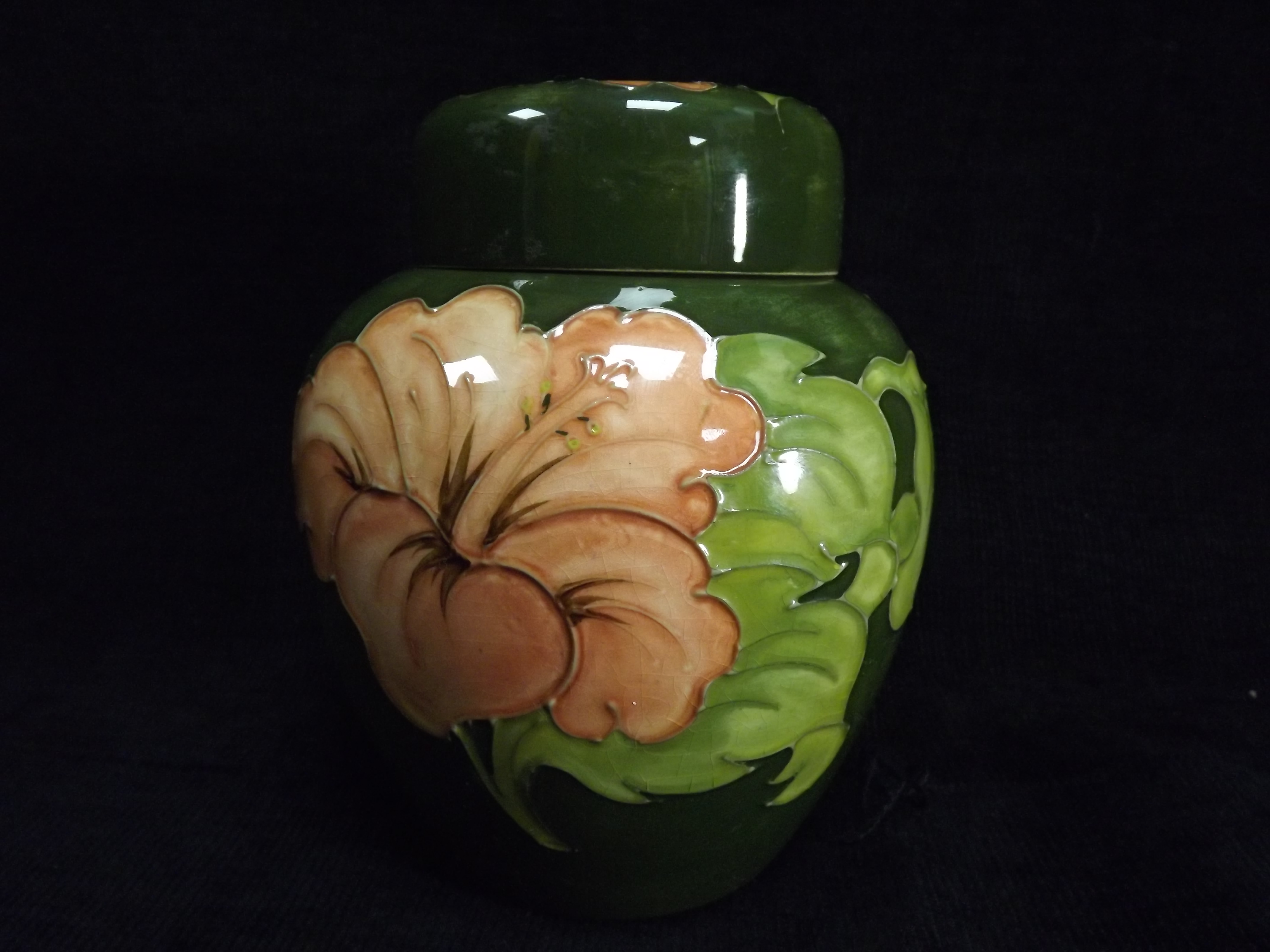 GB William Moorcroft Ginger Jar. 20th Century. Hibiscus Pattern, shape number 769. Decorated with - Image 4 of 8