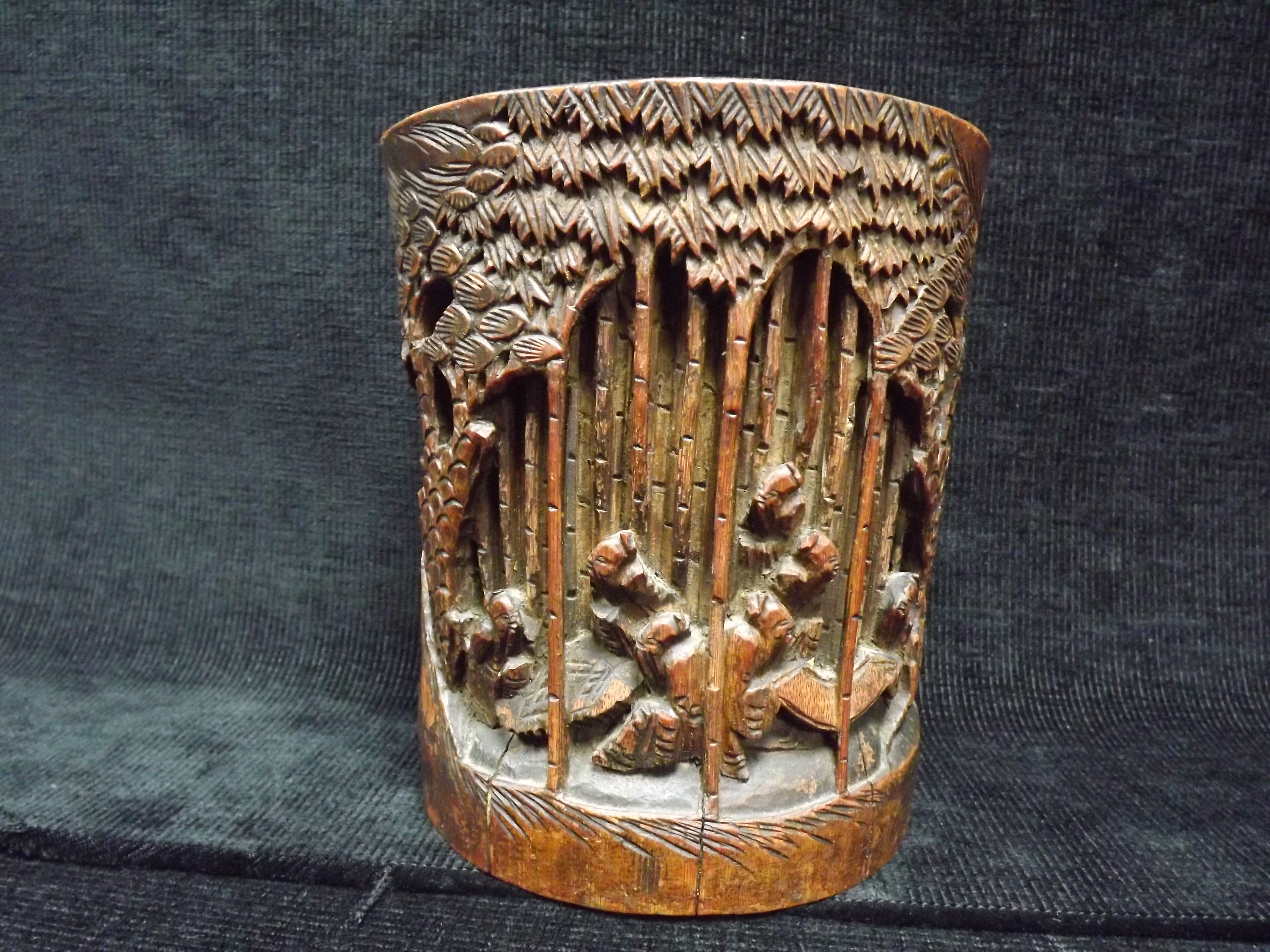 Chinese Carved Bamboo Bitong Brushpot. c19th Century. Shou Lao 中国雕刻竹制笔筒 - Image 4 of 15