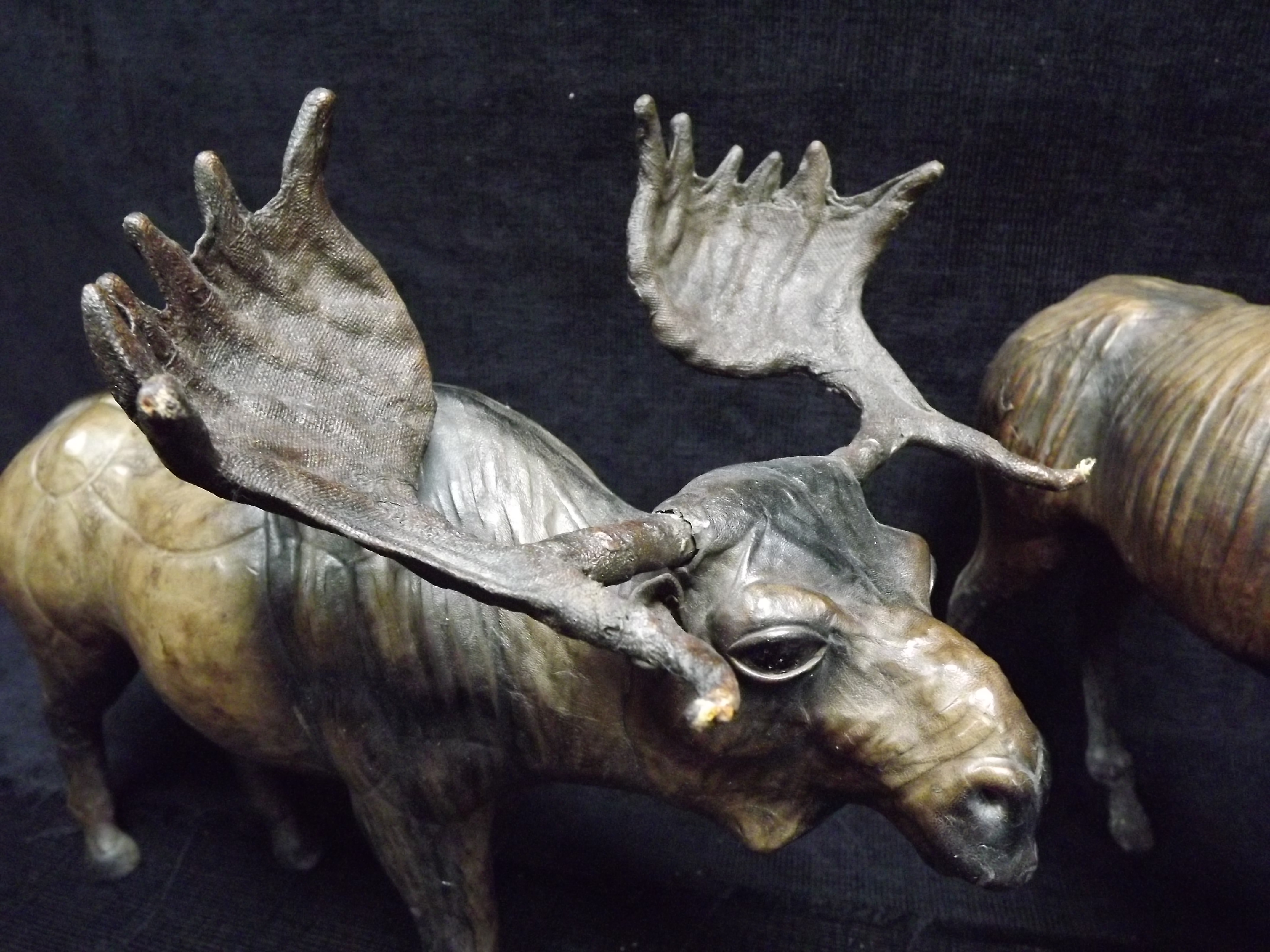 Canada North America - Large Pair of Moose Wood Carvings wrapped in Leather possibly Native First - Image 2 of 14