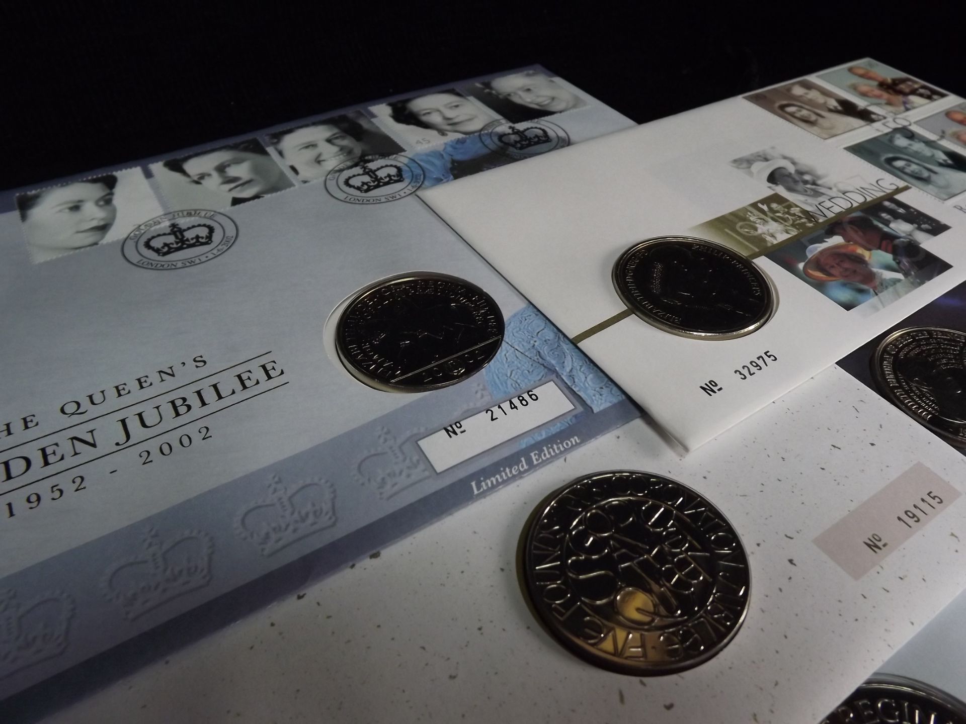 8 x GB Royal Mint Uncirculated £5 Anniversary Coins. Queen Elizabeth II in 8 x Royal Mail Stamp Sets - Image 3 of 5