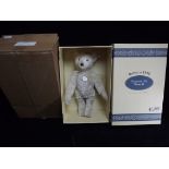 Germany Margarete Steiff Geingen-Brenz - '1921 Replica White 40 Teddybear' 1996. Knopf im Ohr or