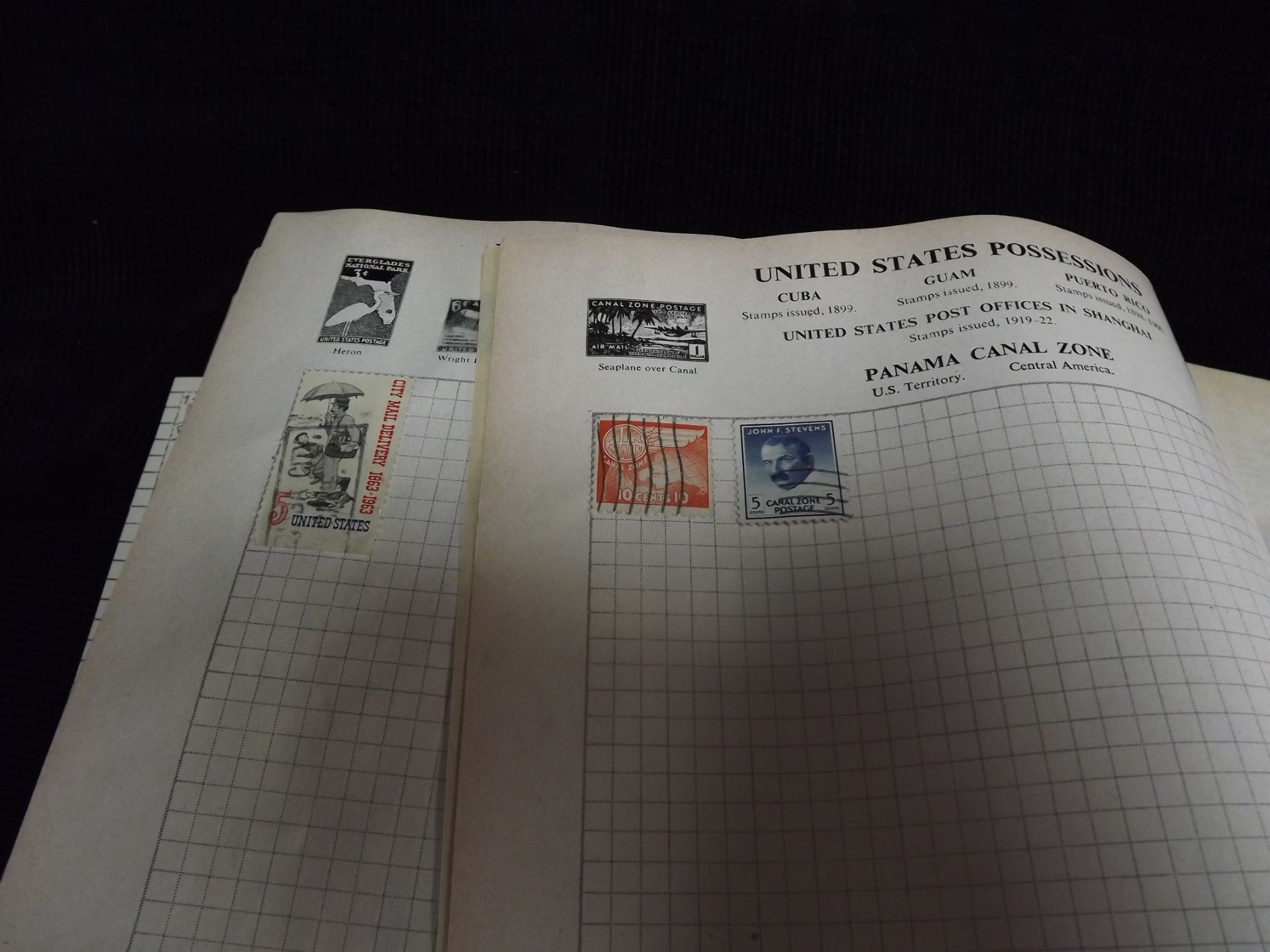 GB & Worldwide Mint & Used Stamp collection with Price Guide and Collector Books. 19th and 20th - Image 96 of 100