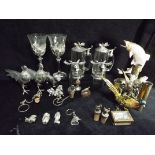 North America, Canada & GB - Hunting & Animal Metal Collection. Glasses, Vases, Wine Bottle