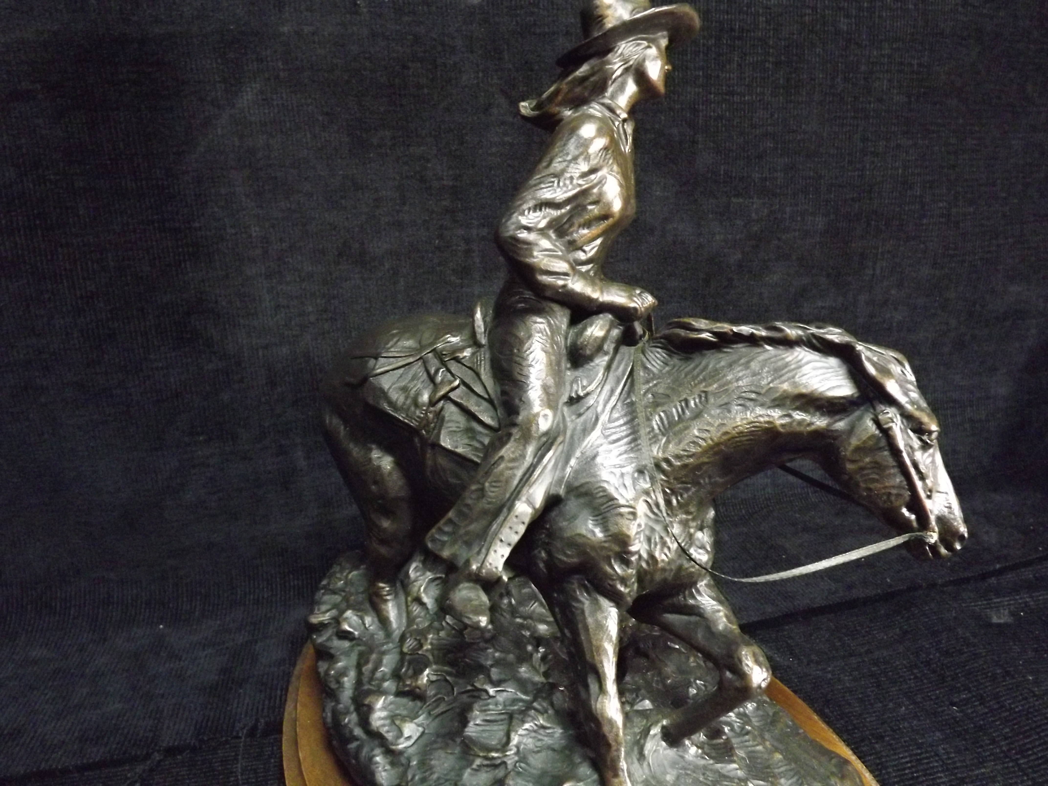 U.S.A. Colorado Springs Terrance Paterson 'The Last Turn' Western Bronze figure group 1997. Modelled - Image 5 of 11