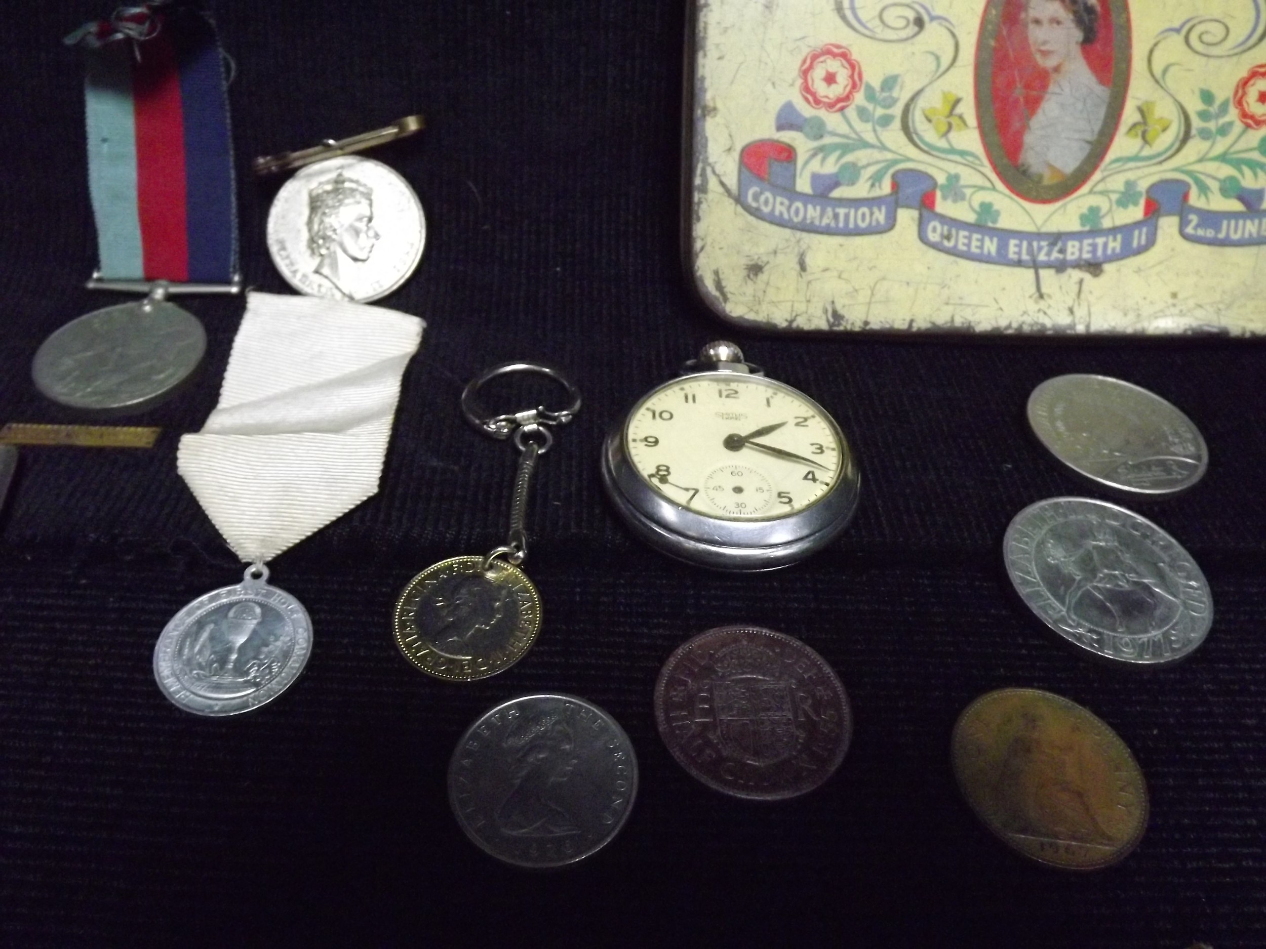 GB - Gentlemen's collection of Medals, Coins, Stamps, Pocket Watch, Metal cased Moniker Stamp and - Image 5 of 8
