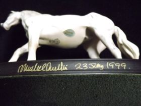 GB Royal Autographed Doulton Race Horse. 'Desert Orchid'. Signed in gold pen, to the back of the