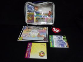 1 x U.S.A. Ty Warner - The Platinum Membeship Bag Set includes 'Clubby' China 1999 P.E. Pellets