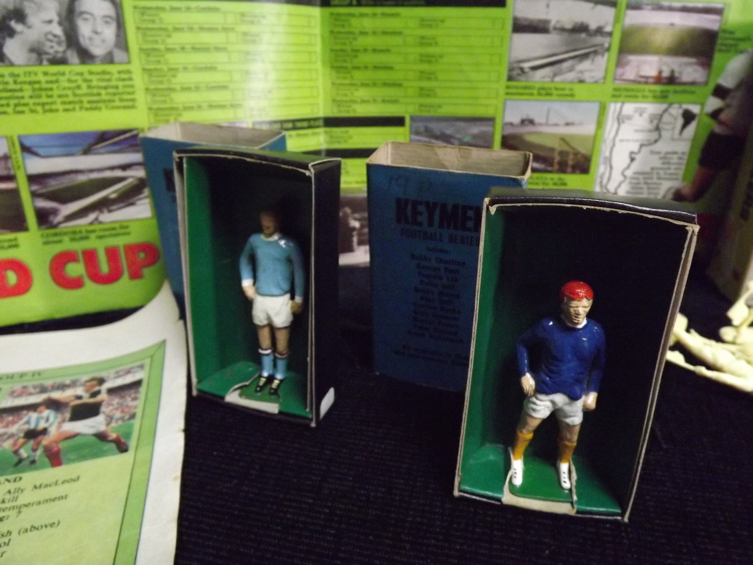 Football Collectors Items. Airfix 51470-3 'Footballers' 1/32 Scale Sports Series(all 29 figures - Image 5 of 9