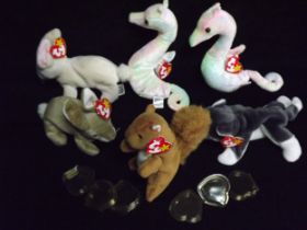 6 x U.S.A. Ty Warner Beanie Babies - 2 x 'Neon' China 1999 P.E. Pellets Hologram Tag, 'Nibbly' China