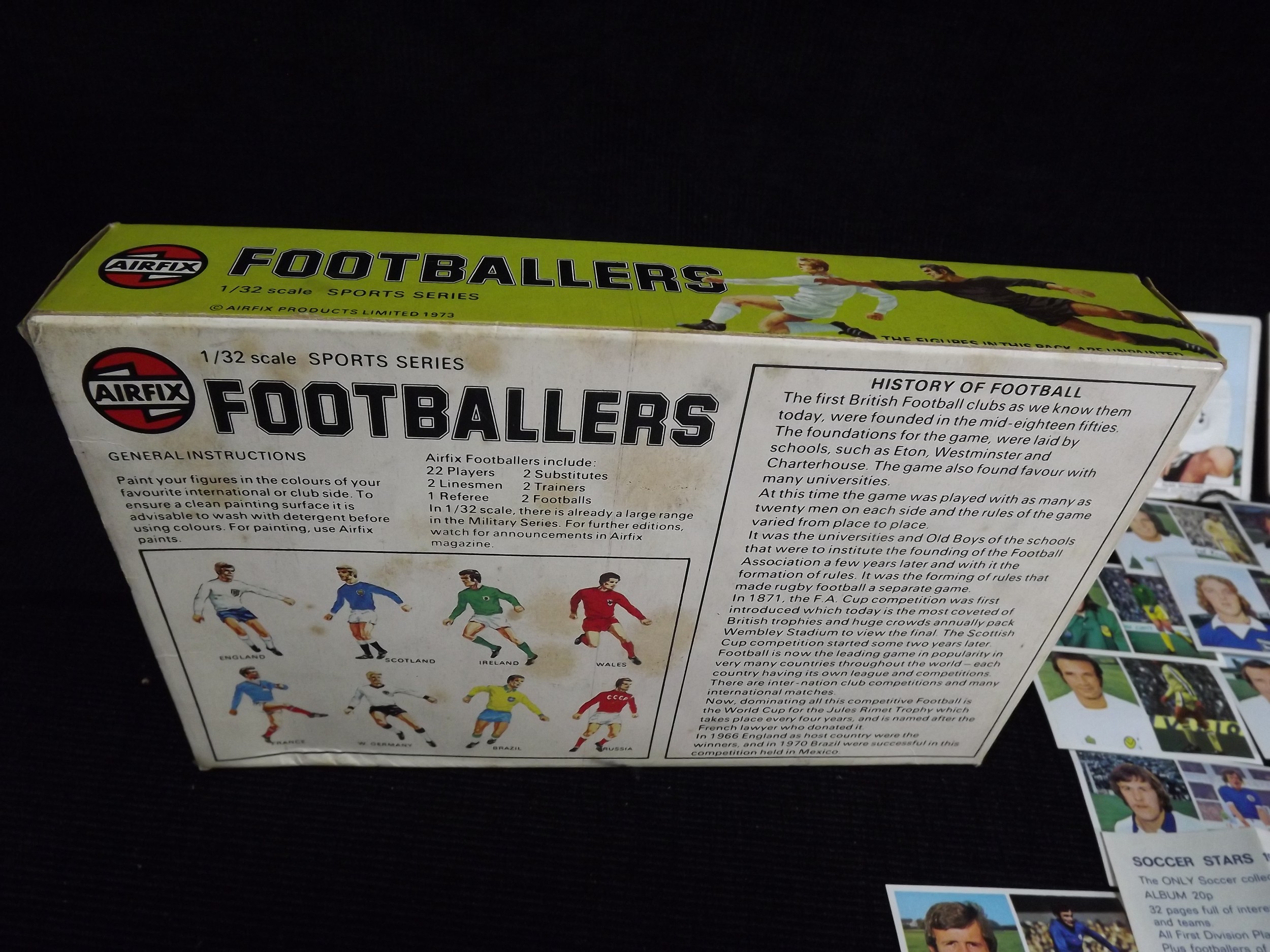 Football Collectors Items. Airfix 51470-3 'Footballers' 1/32 Scale Sports Series(all 29 figures - Image 8 of 9