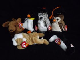 6 x U.S.A. Ty Warner Beanie Babies - 'Wrinkles' Indonesia 1996 P.V.C. Pellets, 'Weenie' China 1995