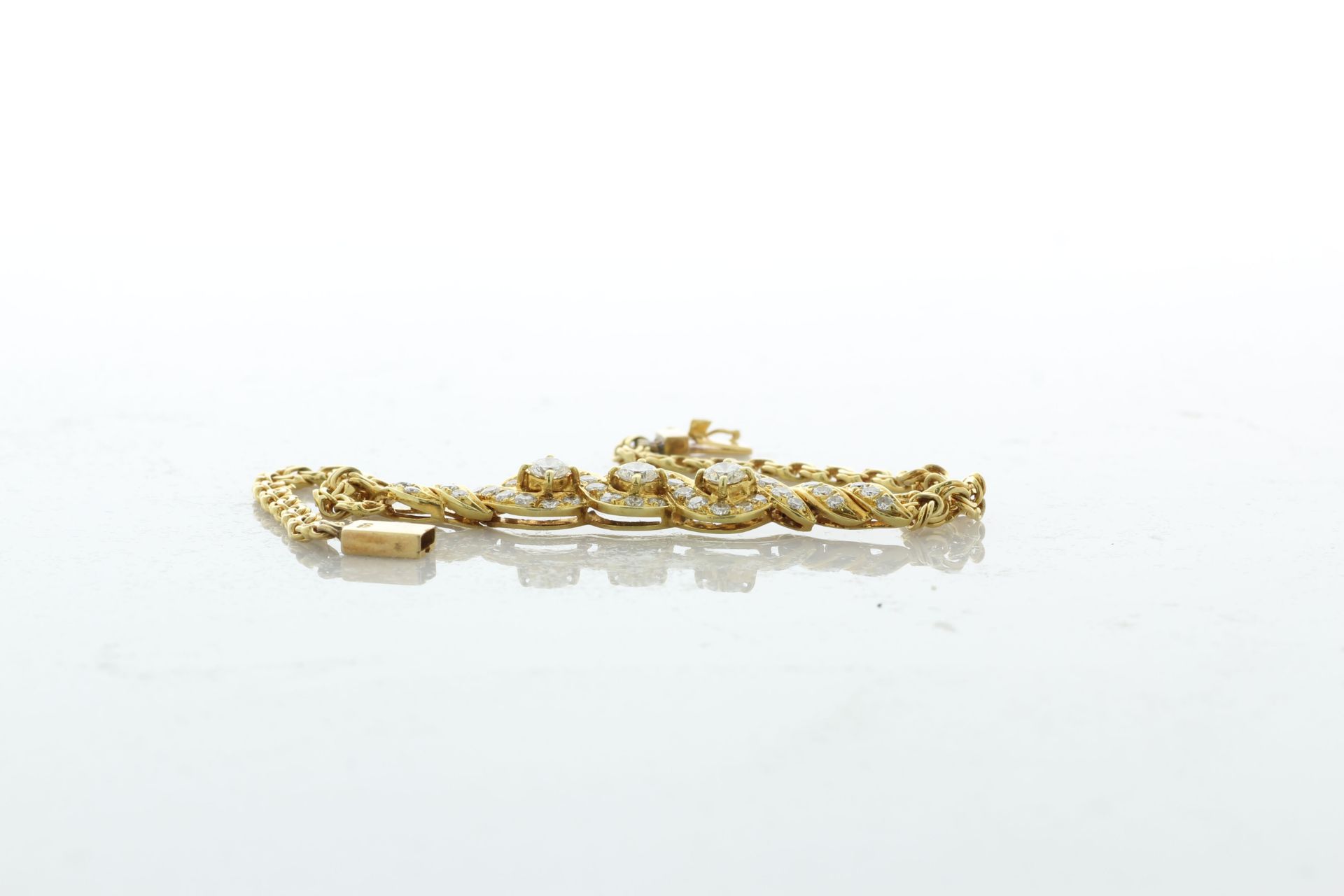 18ct Yellow Gold Ladies Dress Diamond Bracelet 6 Inch 2.50 Carats - Valued By AGI £7,250.00 - This - Image 3 of 5