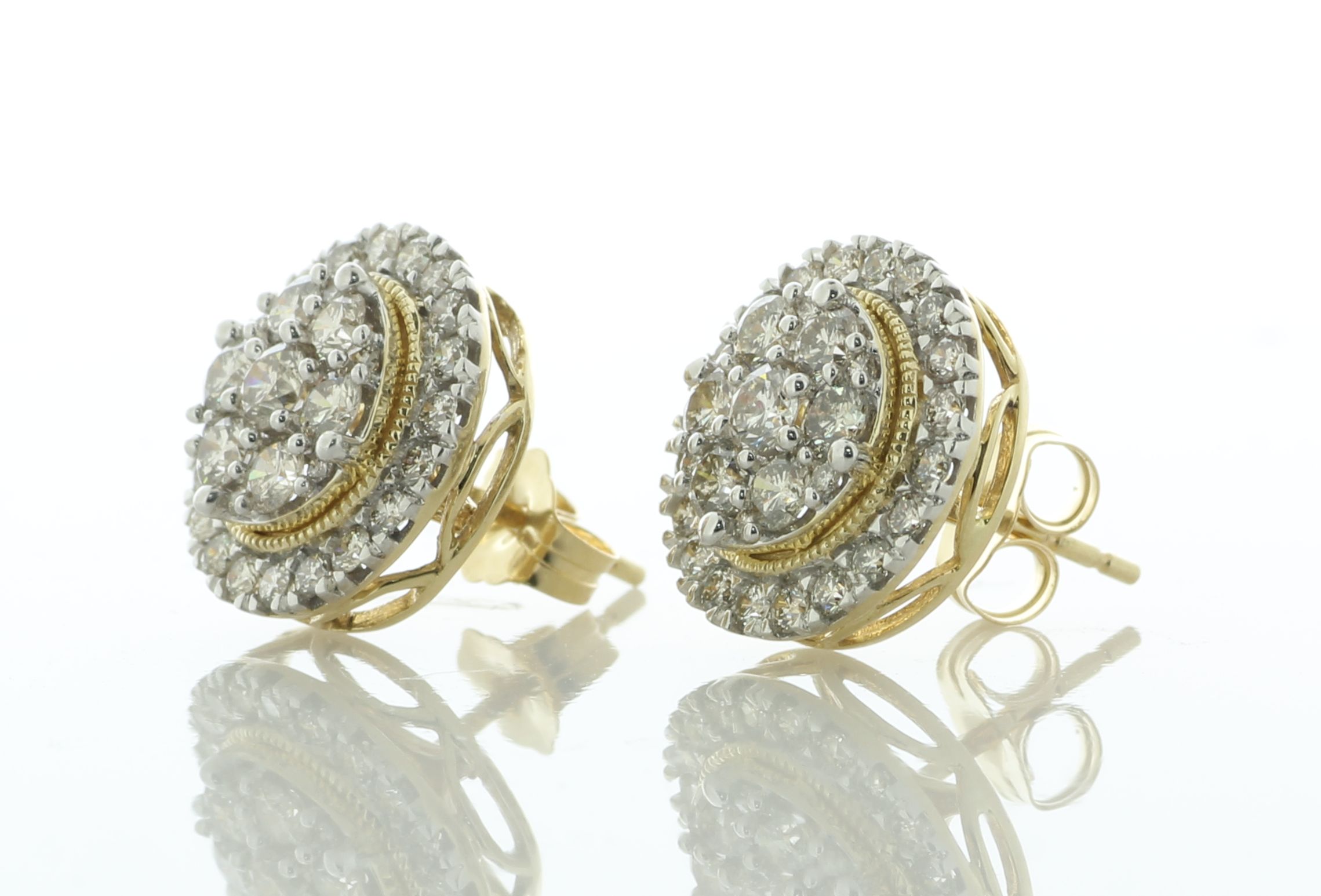 14ct Yellow Gold Round Cluster Diamond Stud Earring 1.50 Carats - Valued By IDI £7,520.00 - These - Image 2 of 4