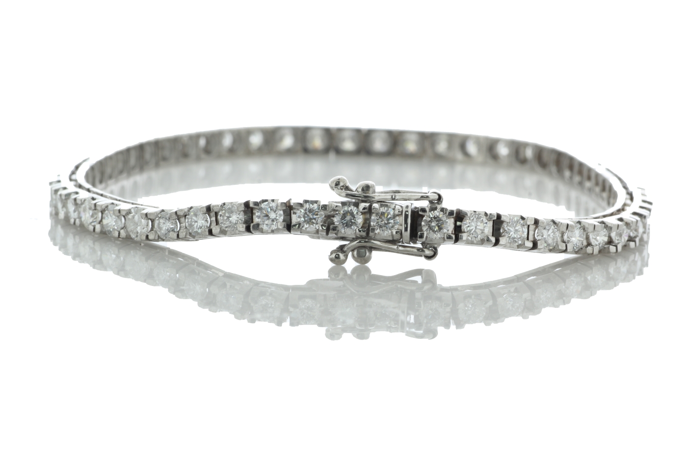 18ct White Gold Tennis Diamond Bracelet 2.64 Carats - Valued By IDI £14,250.00 - Fifty nine round