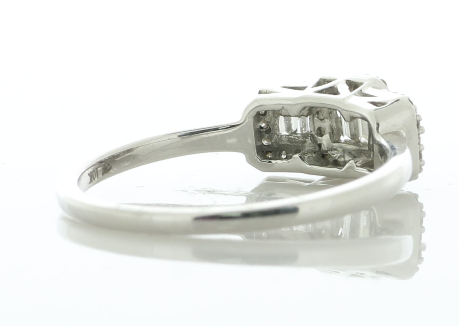 9ct White Gold Three Stone Diamond Ring 0.20 Carats - Valued By IDI £1,540.00 - Two baguette cut - Image 4 of 6