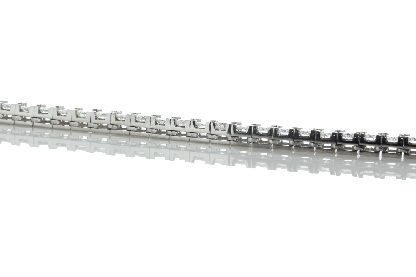 18ct White Gold Tennis Diamond Bracelet 2.64 Carats - Valued By IDI £14,250.00 - Fifty nine round - Image 5 of 6