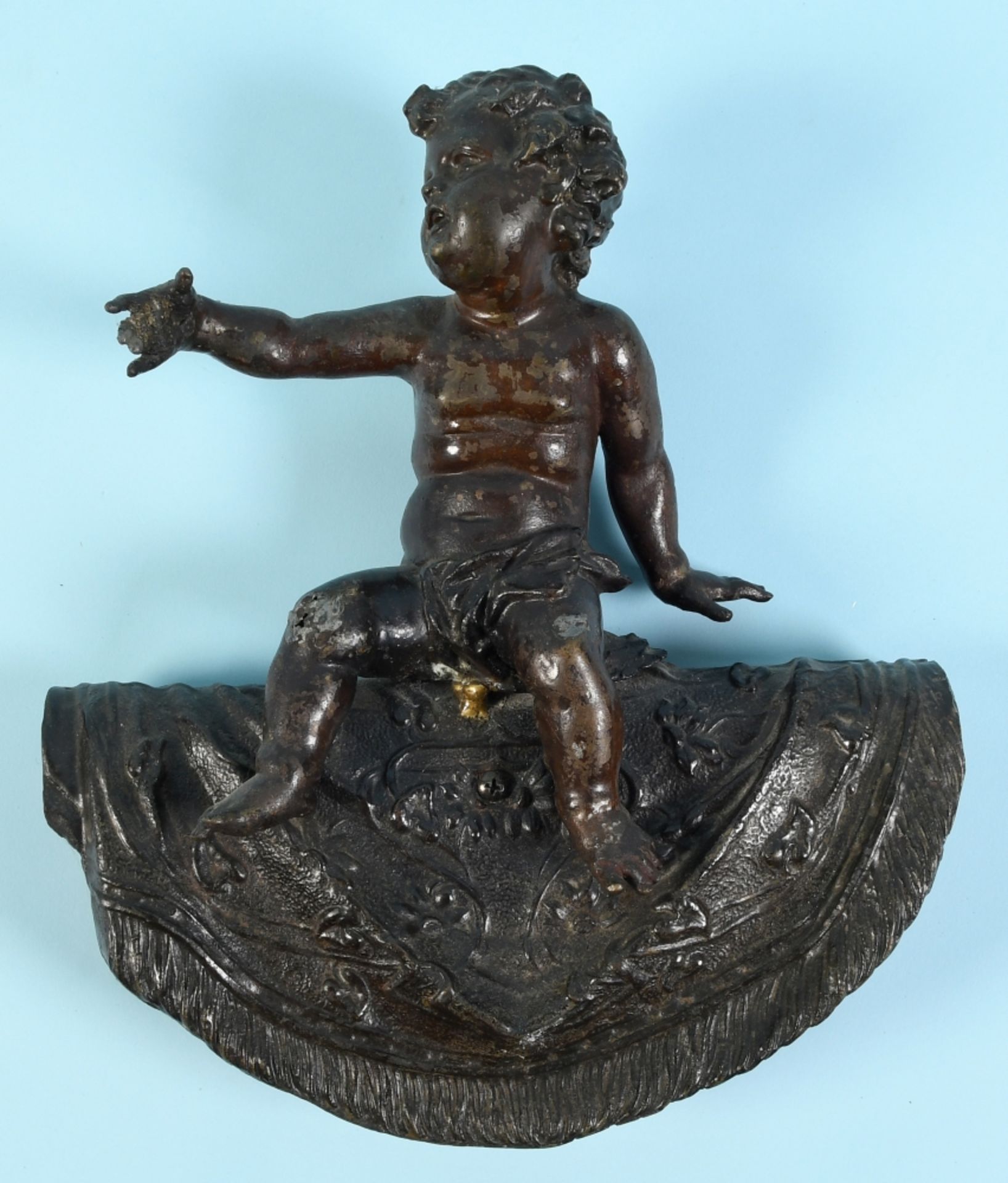 Putto auf Tuch