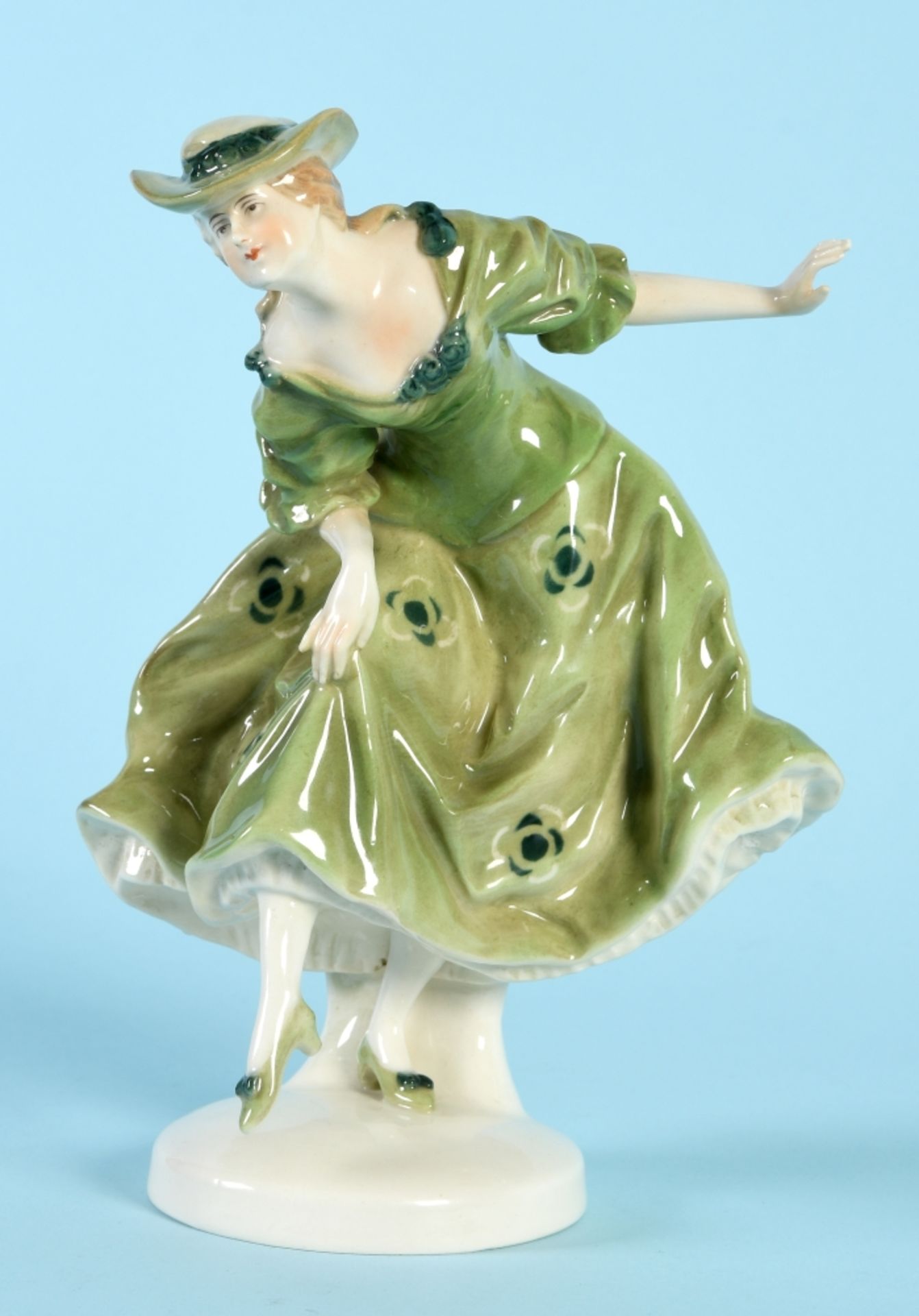 Figur - Dame im grünen Kleid "Schierholz, Plaue"