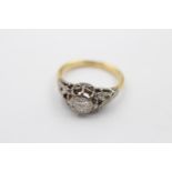 18ct gold banded diamond ring w/ platinum head (3.4g) size J